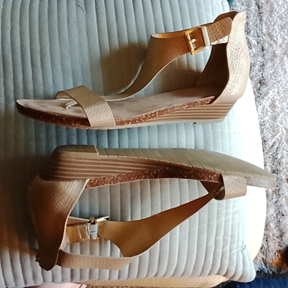 Kenneth Cole Tan Ankle Strap Sandals 9.5 Med - Picture 12 of 16